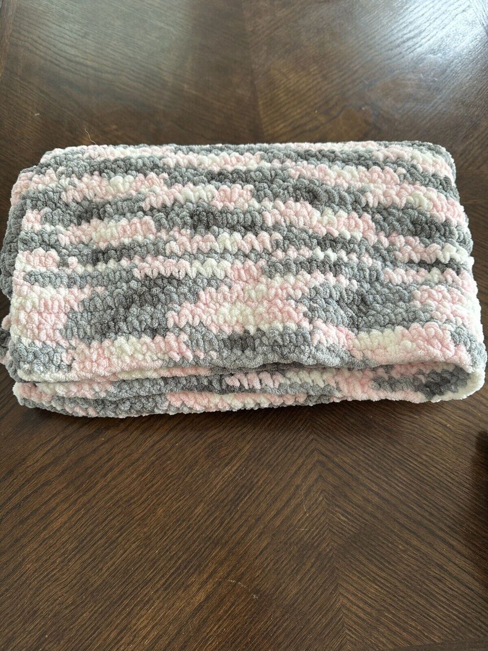 Baby New Handmade Big Chunky Pink & Gray Knit Baby Blanket
